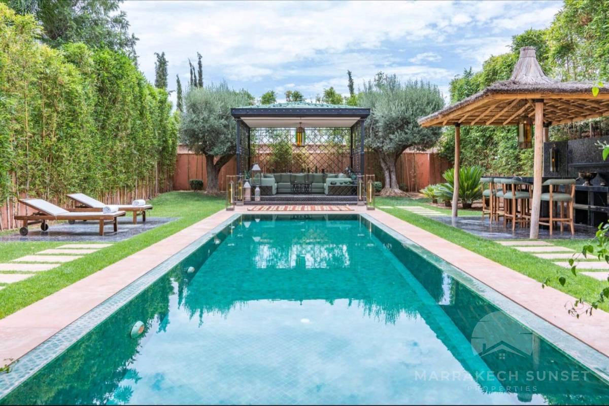 Luxury Villa Riad with pool for Sale in Marrakech